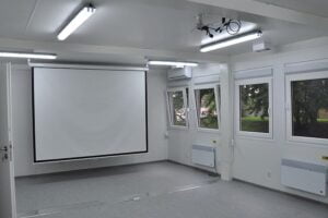 grzejnik-elektryczny-do-kontenera-3 Wyposażenie kontenerów