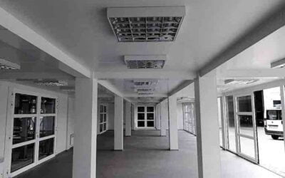 salon_samochodowy_z_kontenerow_wnetrze salon_samochodowy_z_kontenerow_wnetrze